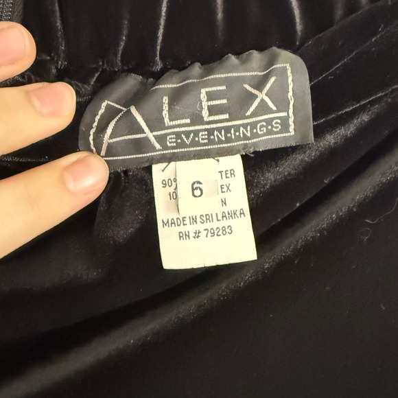 Womens 6 Black Velvet Maxi Skirt Slit Elastic‎ Holiday Party Goth Fairy Grunge - Picture 3 of 11